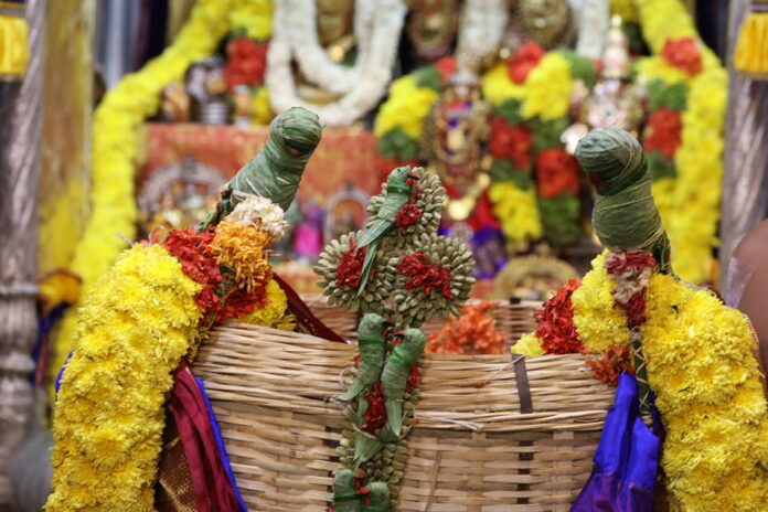 ‘Tulasi’ and other sacred flowers